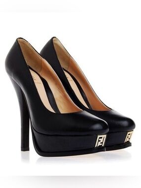 Authentic Fendi Fendista FF Platform Pumps 37.5 Nero Black Nappa Leather